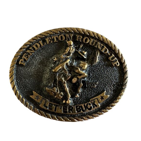Vintage 70s Pendleton Round Up Let'er Buck Oregon Rodeo Belt Buckle Bronze - Picture 1 of 7